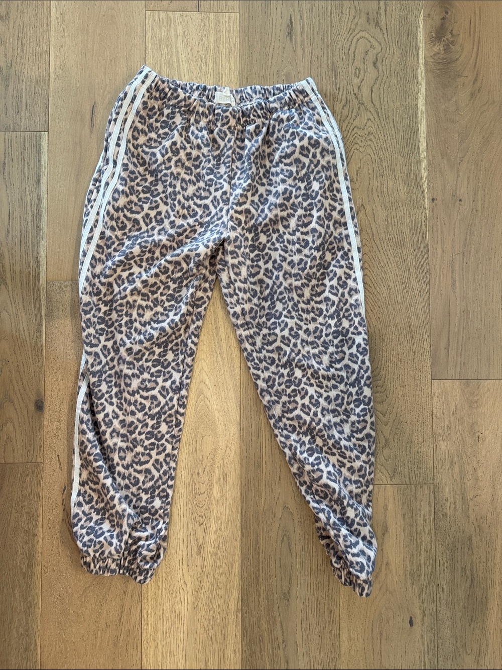 Leopard Print Jogger Pants - Womens - White/Gray